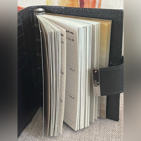 GUCCI Web Black GG Logo Agenda Notebook/Passport Cover⭐️PRiSTiNE⭐️COA⭐️ - Picture 6 of 15